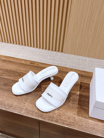 D*or dway heeled slide