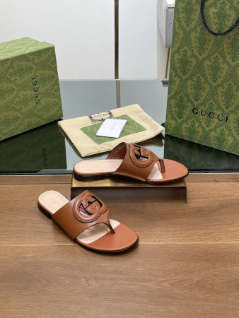 ua G*u*i women's interlocking g cut-out sandal