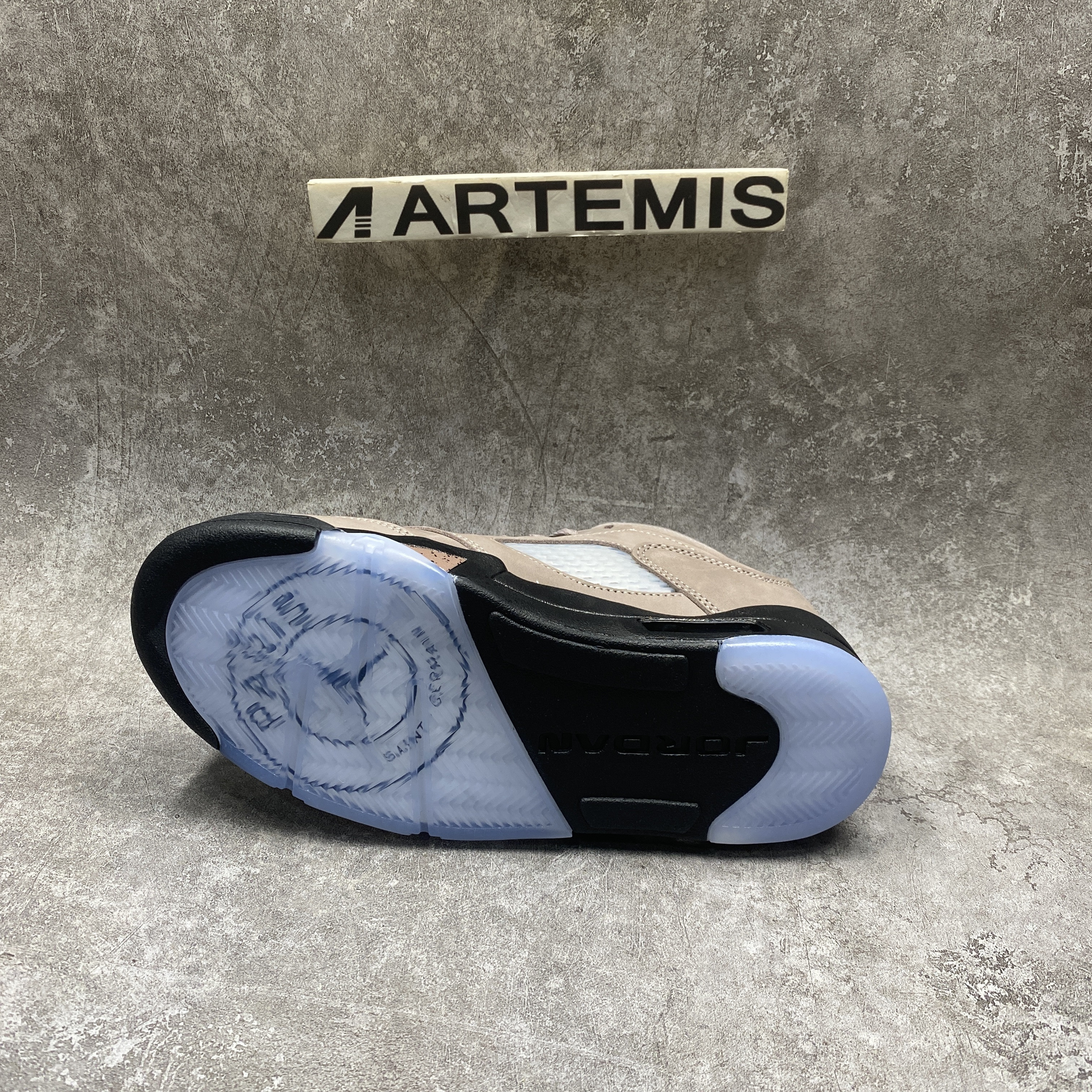 ‍PSG x Air Jordan 5 Retro Low Pumice