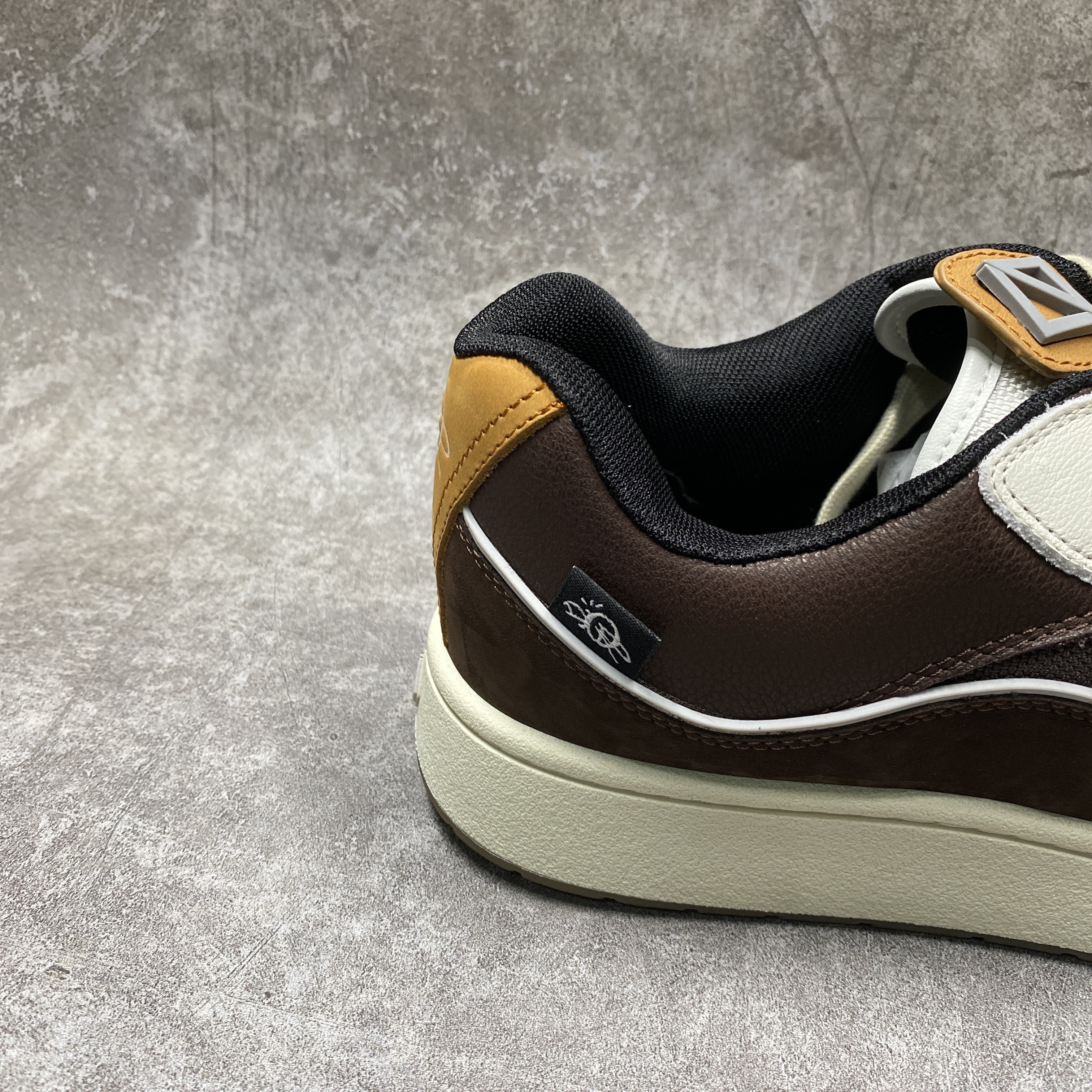 D*or b713 cactus jack mocha white