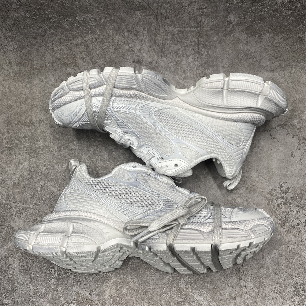 Balenciga 3XL Snow White