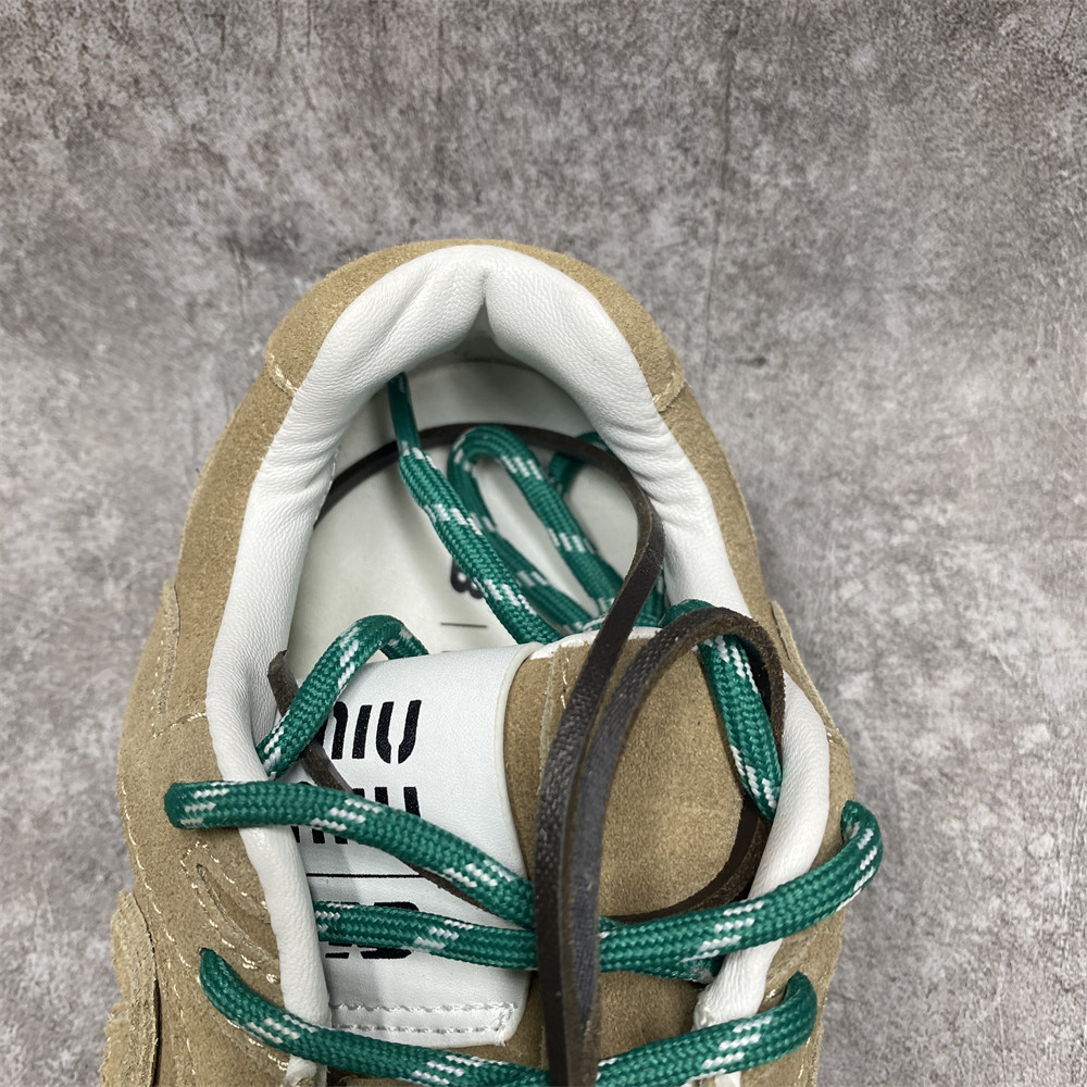 UA Miu Miu x New Balance 530 SL 