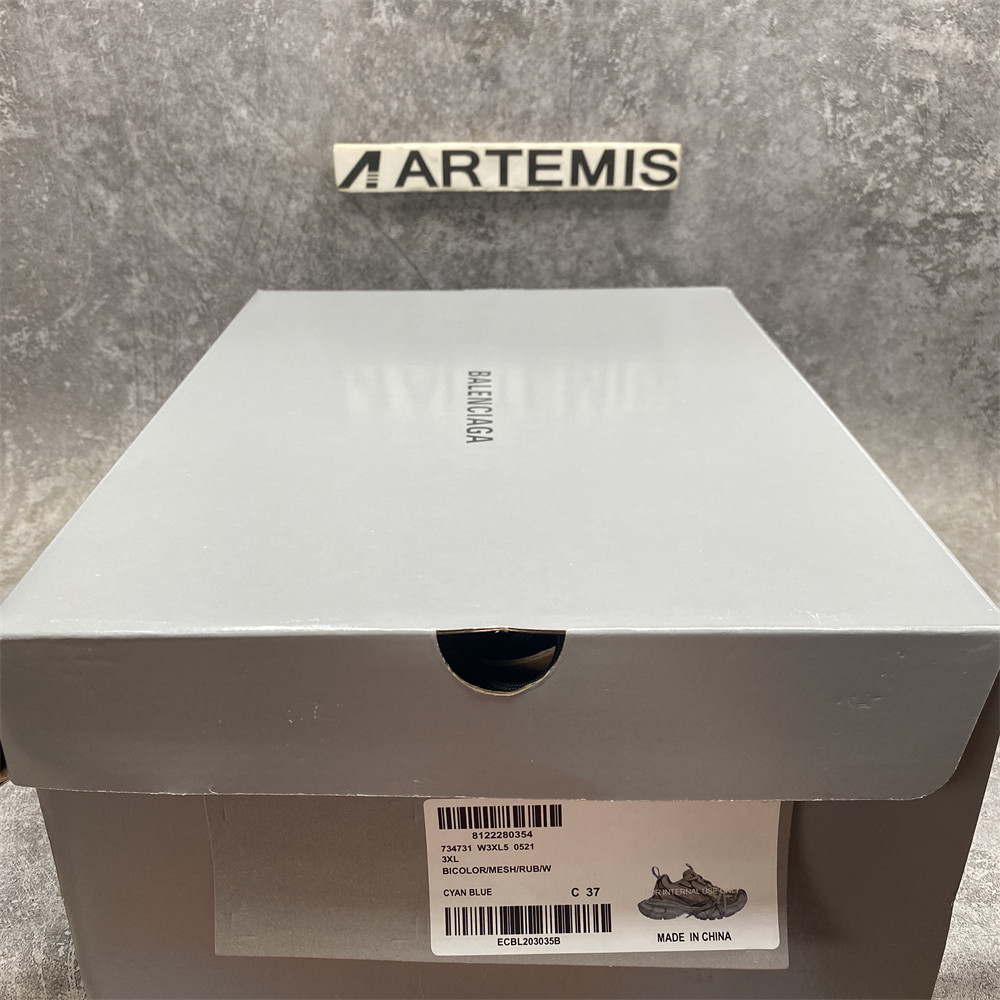 UA Balenciga 3XL Light Blue