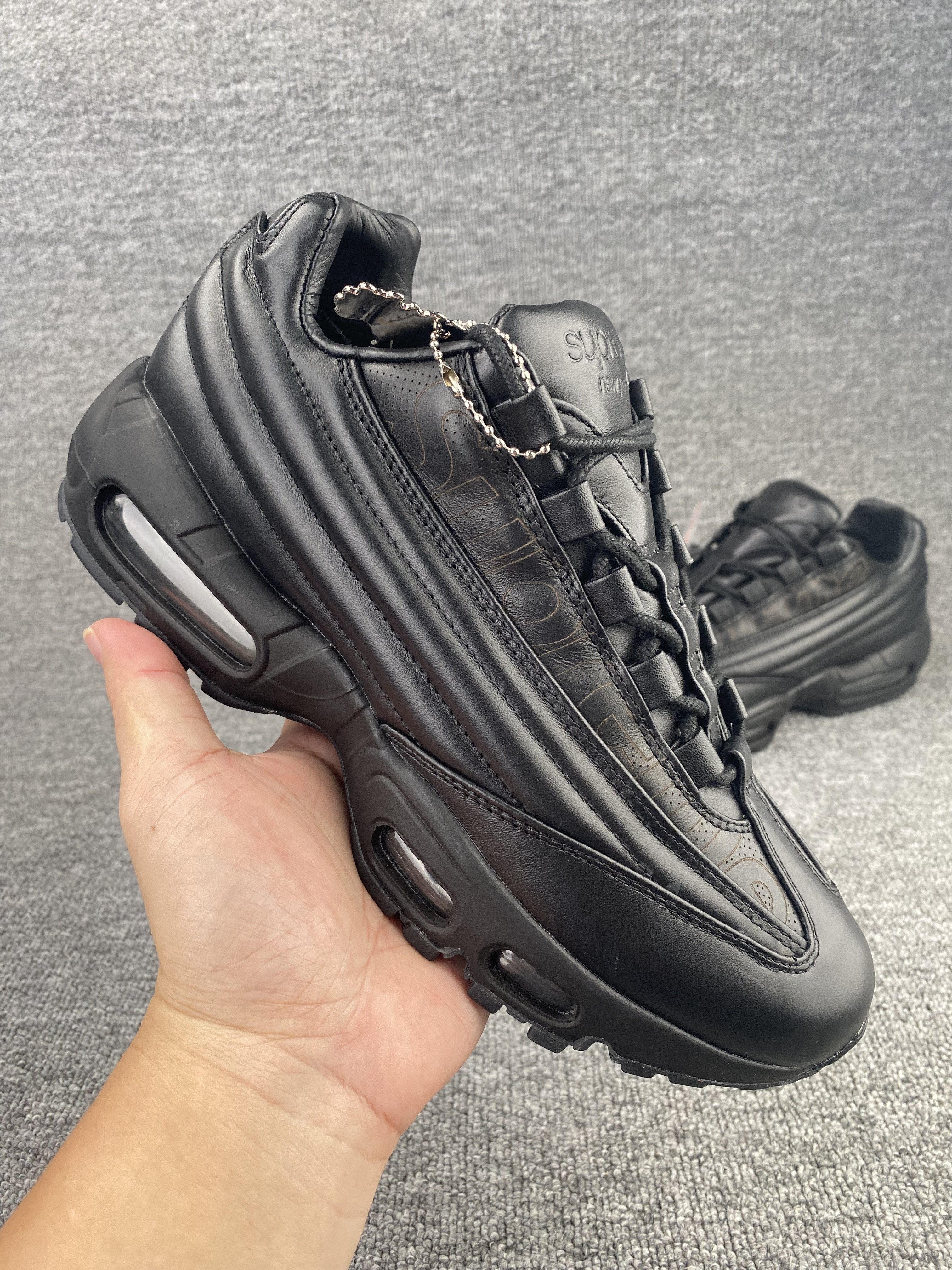 UA Nike Air Max 95