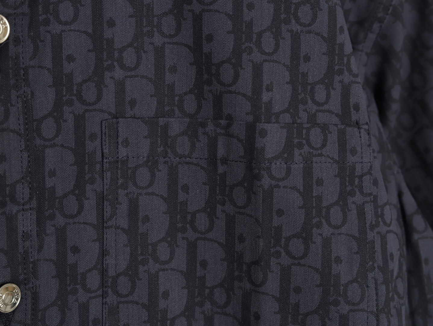 D*or short-sleeved shirts