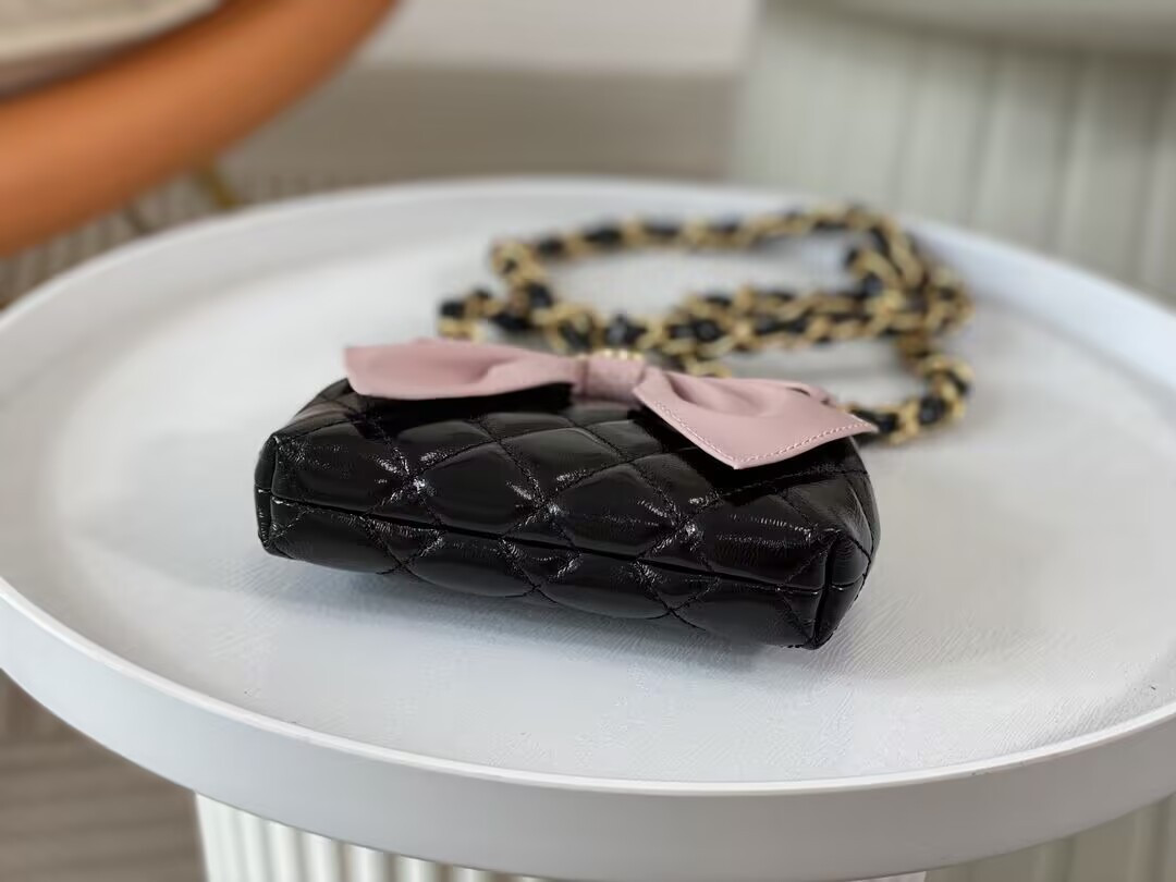 Ch*el clutch with chain 12 × 13 × 4 cm