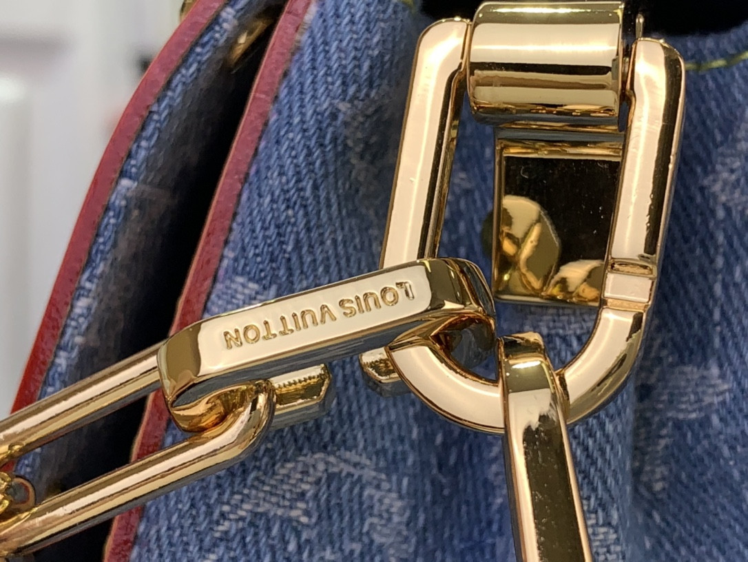 LV Dauphine Soft GM M13319 28×20×11cm