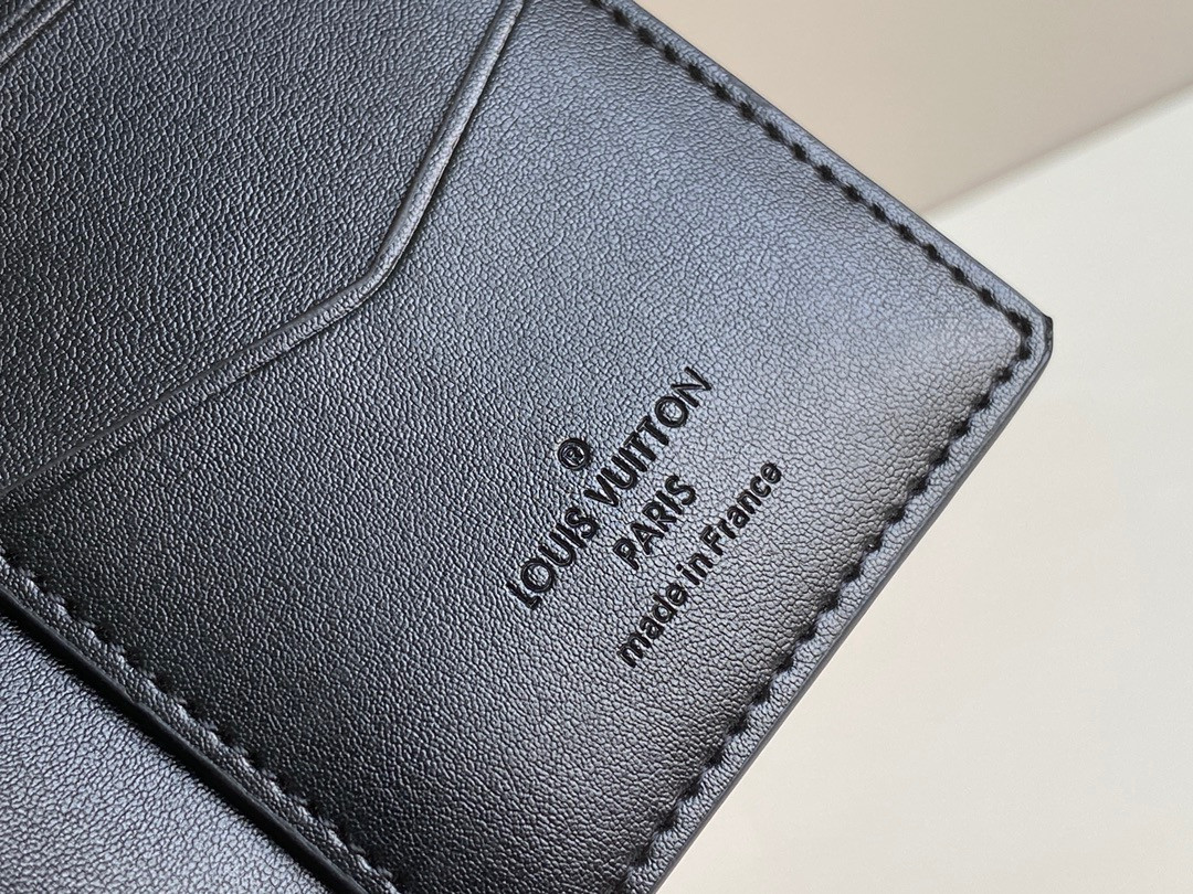 LV POCKER ORGANIZER SLENDER M80508