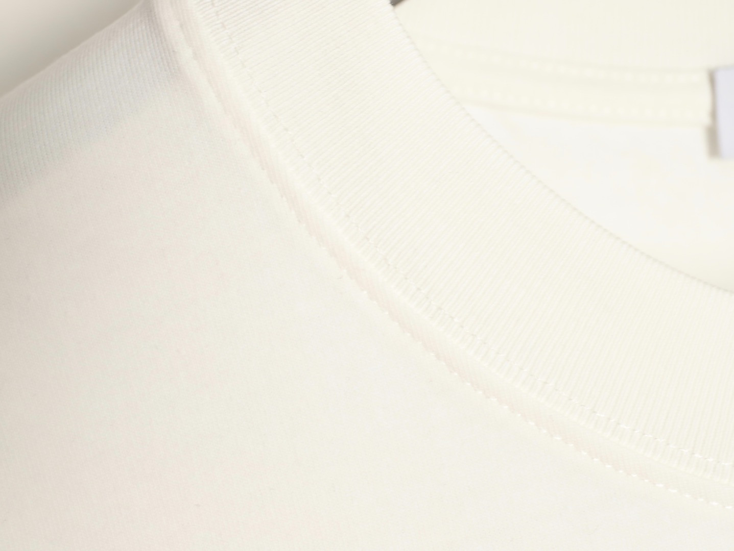 L0ew* long-sleeved t-shirt