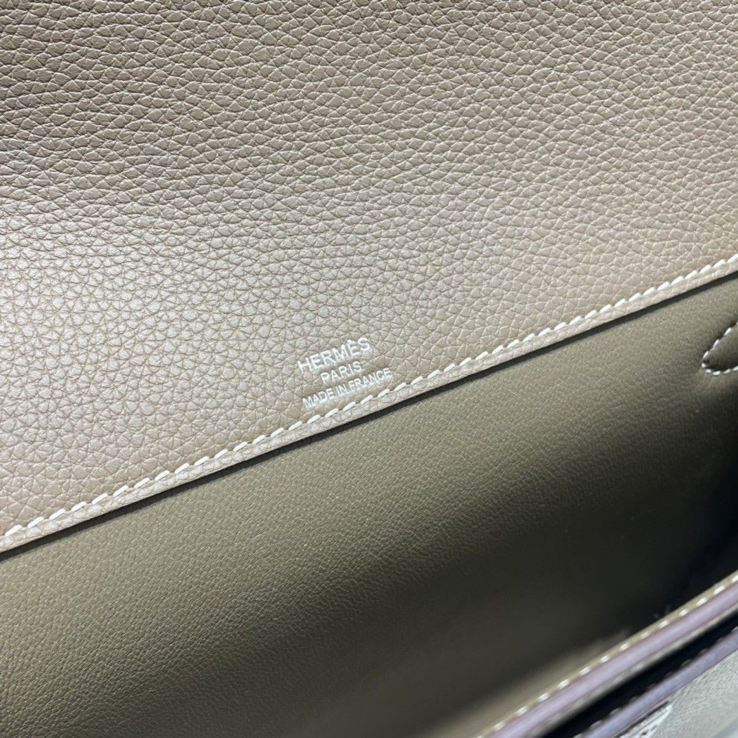 Hermès Kelly Depeches Togo 25cm