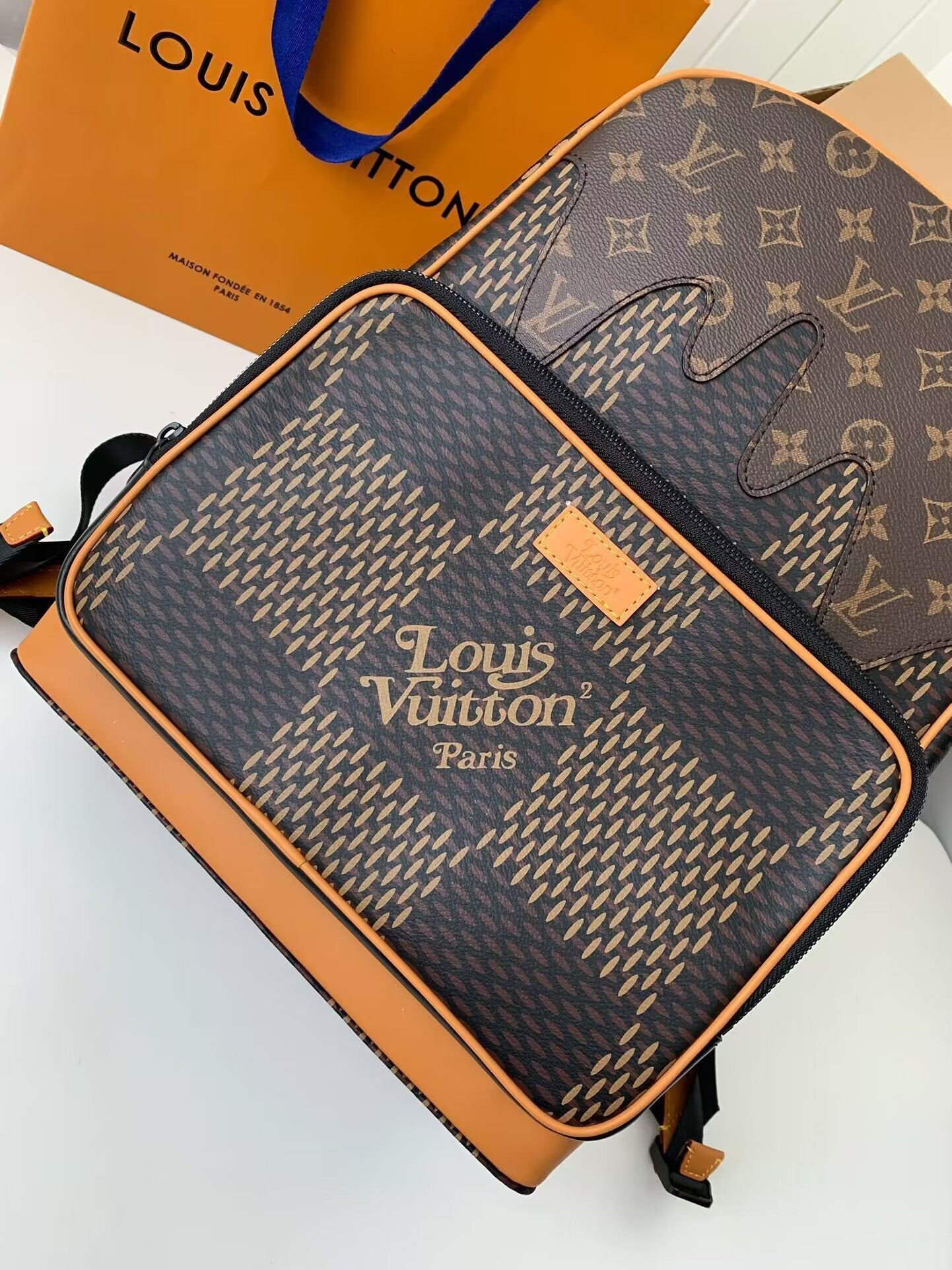 LV NIGO CAMPUS BACKPACK N40380 30×39×13cm