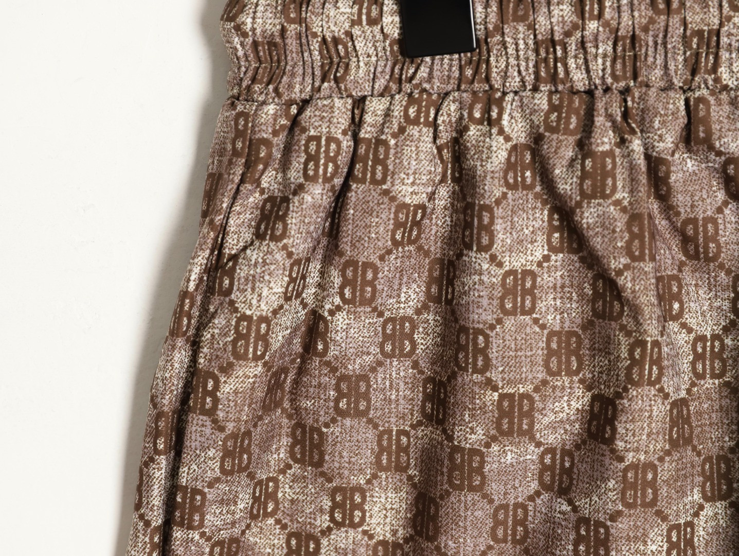 Ba*len*cia*ga 25ss shorts