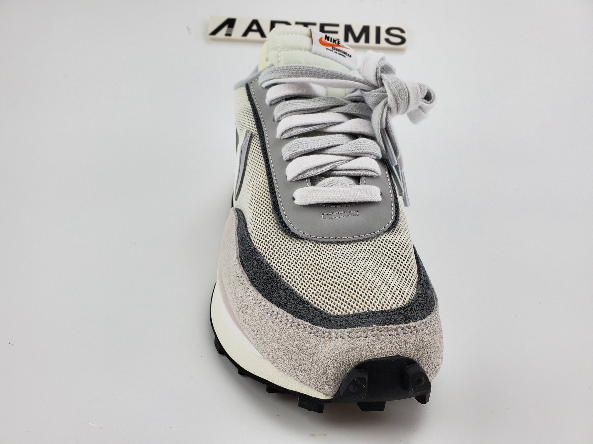 Nike LD Waffle Sacai White Grey