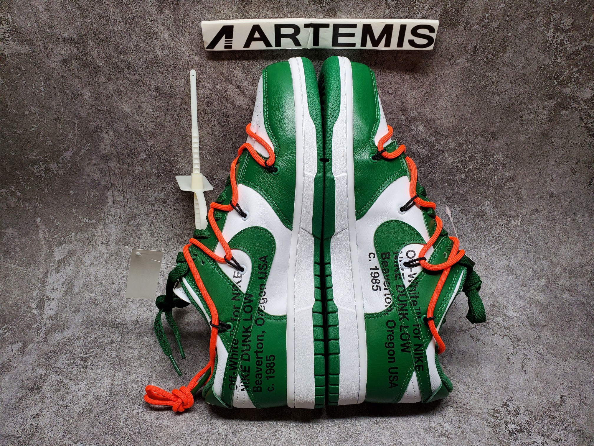 Nike Dunk Low Off -White "PINE GREEN"