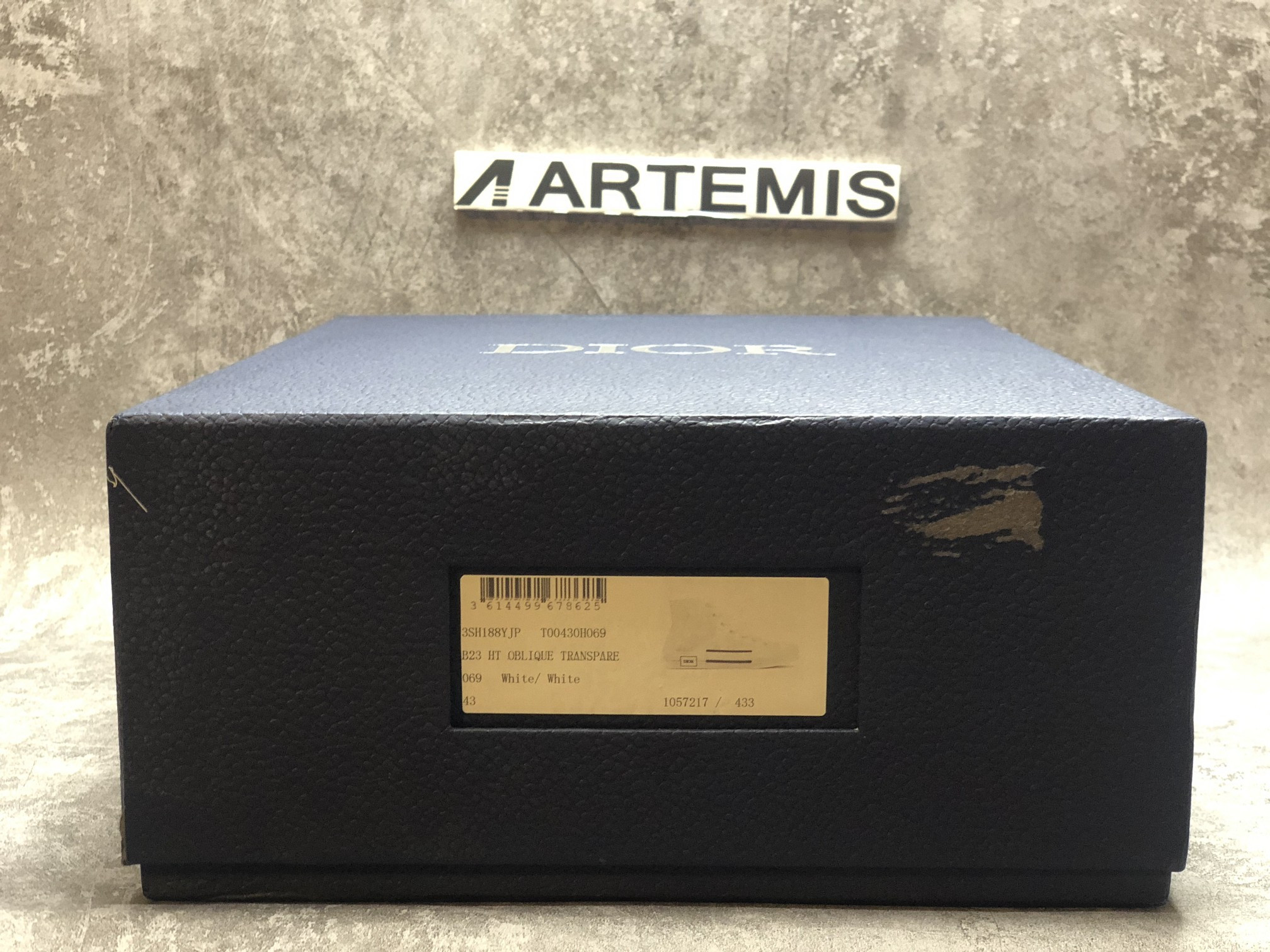 D*or b23 high top oblique