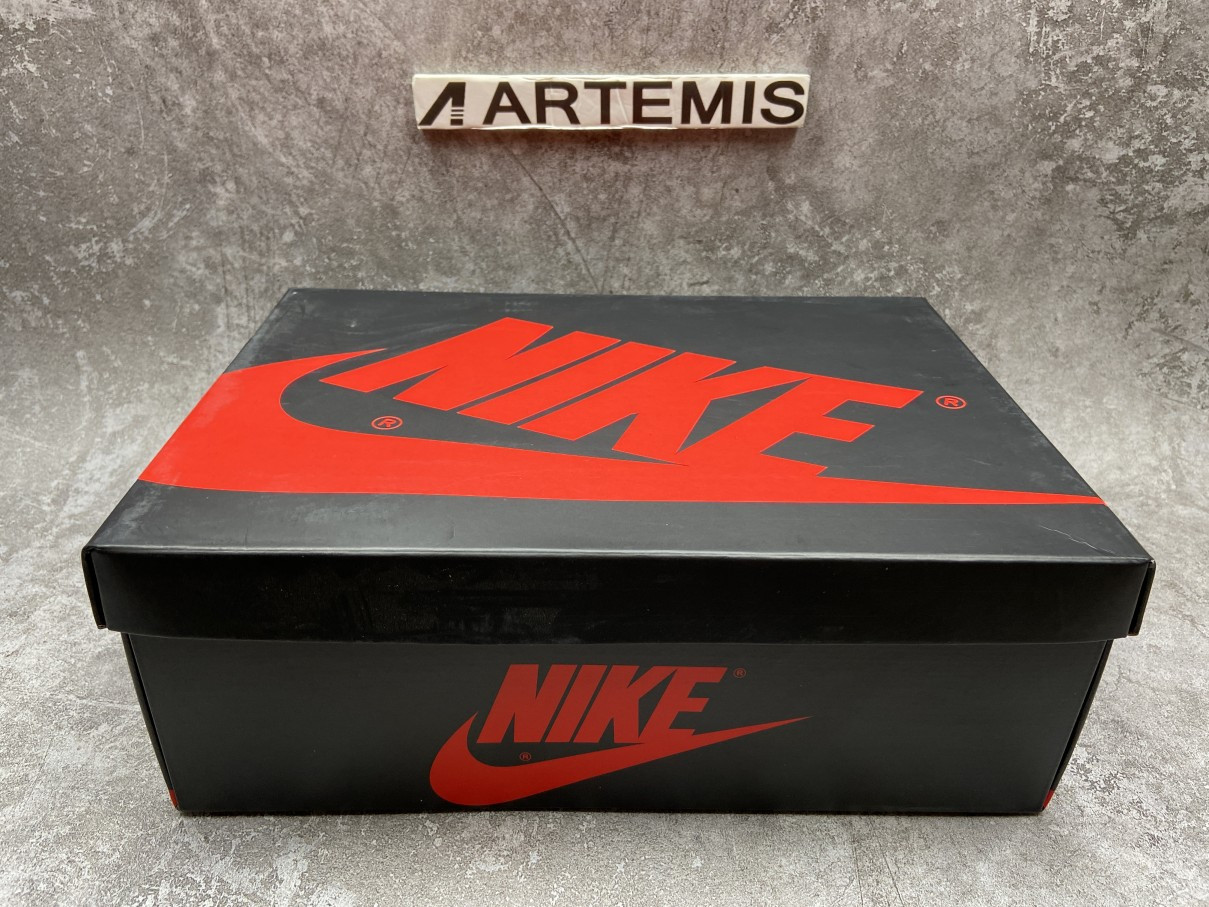 Air Jordan 1 Retro High Pine Green Black