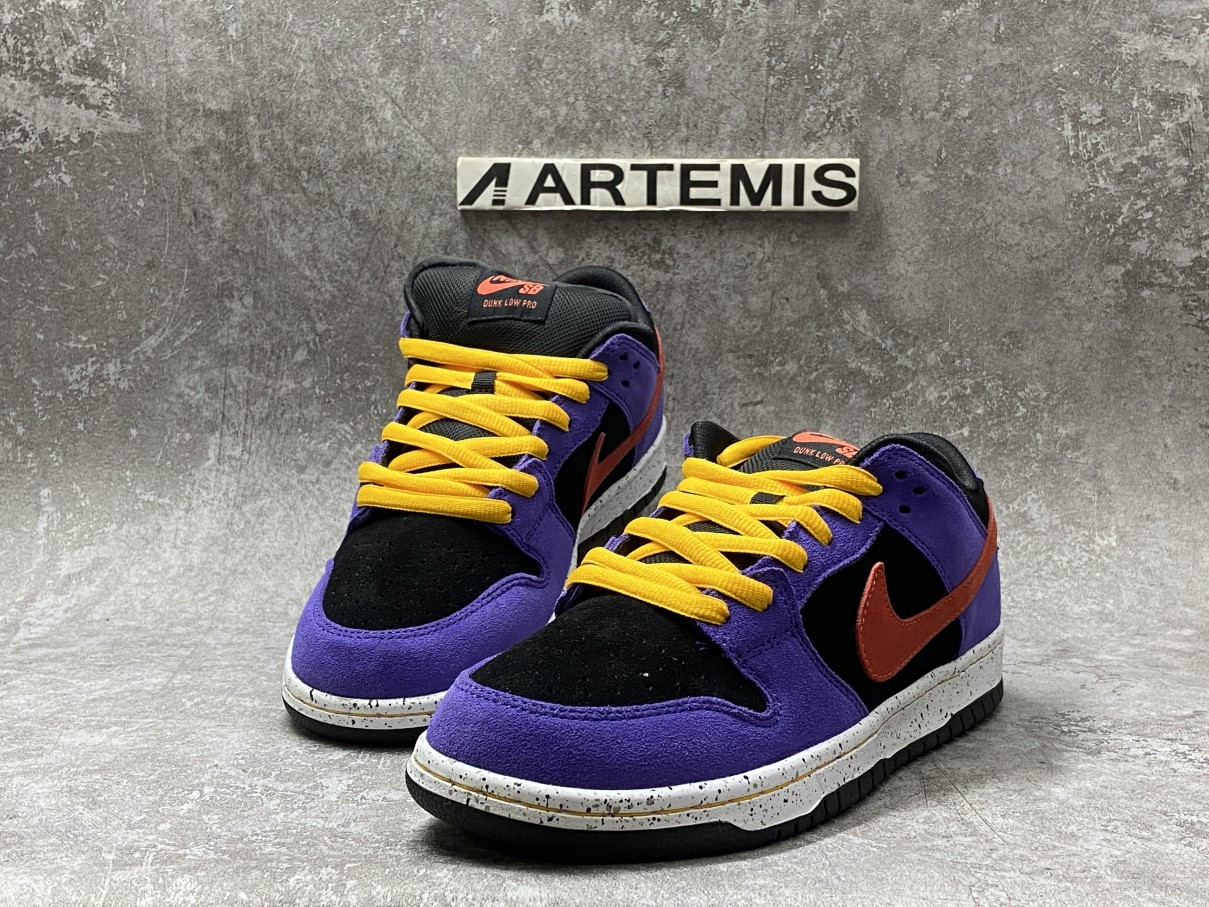 Nike SB Dunk Low “ACG Terra”