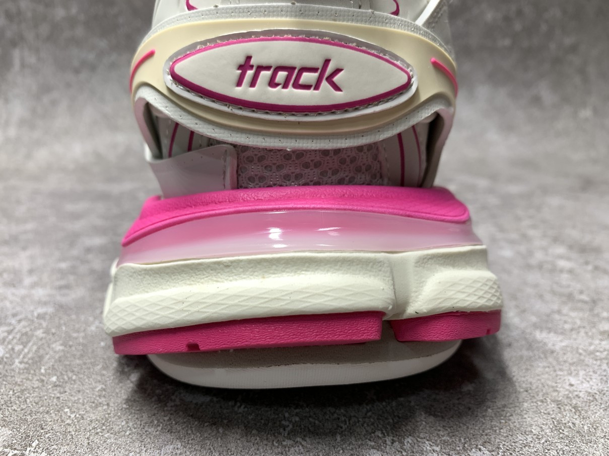 Balenciga Wmns Track Sneaker White Fluo Pink