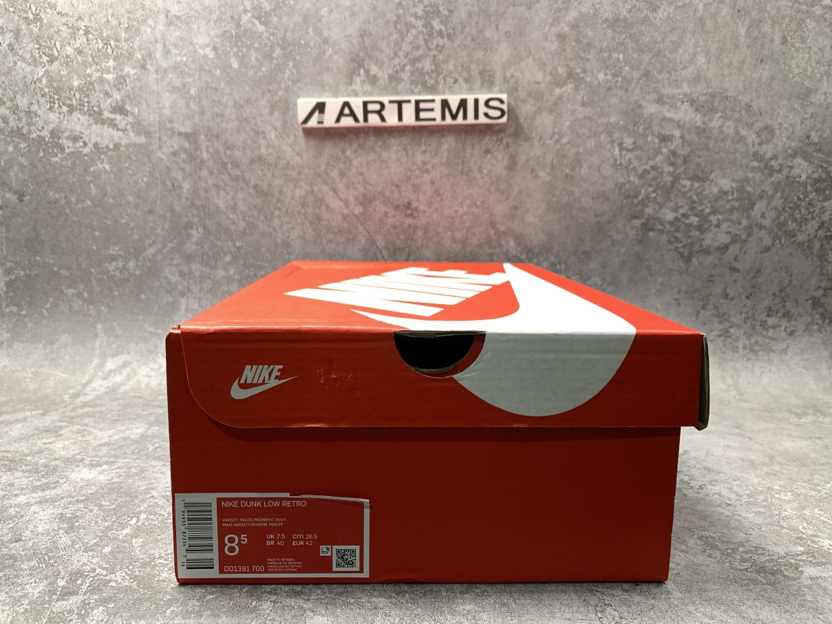 Nike Dunk Low Michigan