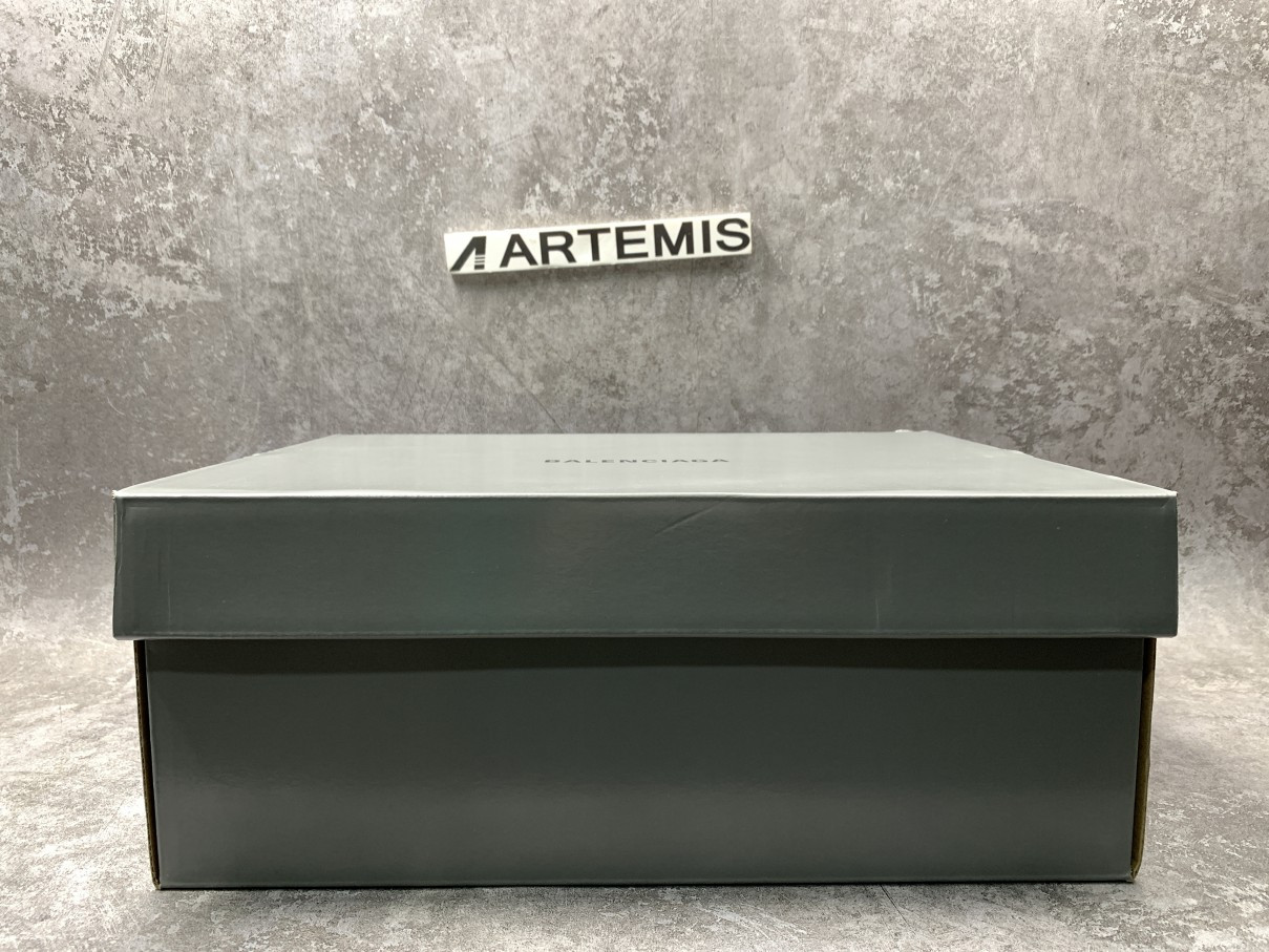 Balenciga Track 2.0 White Red