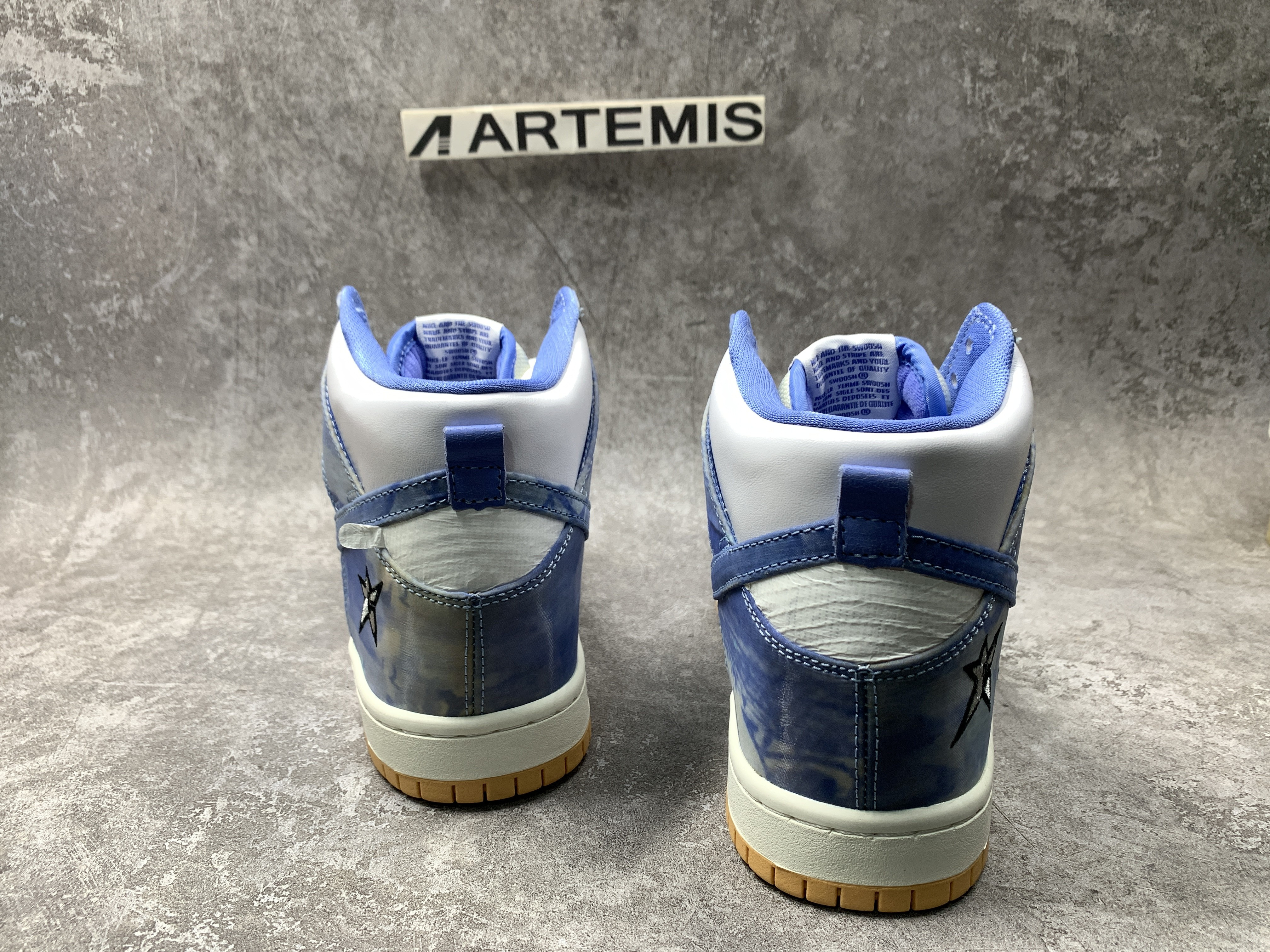 Nike SB Dunk High Carpet Company