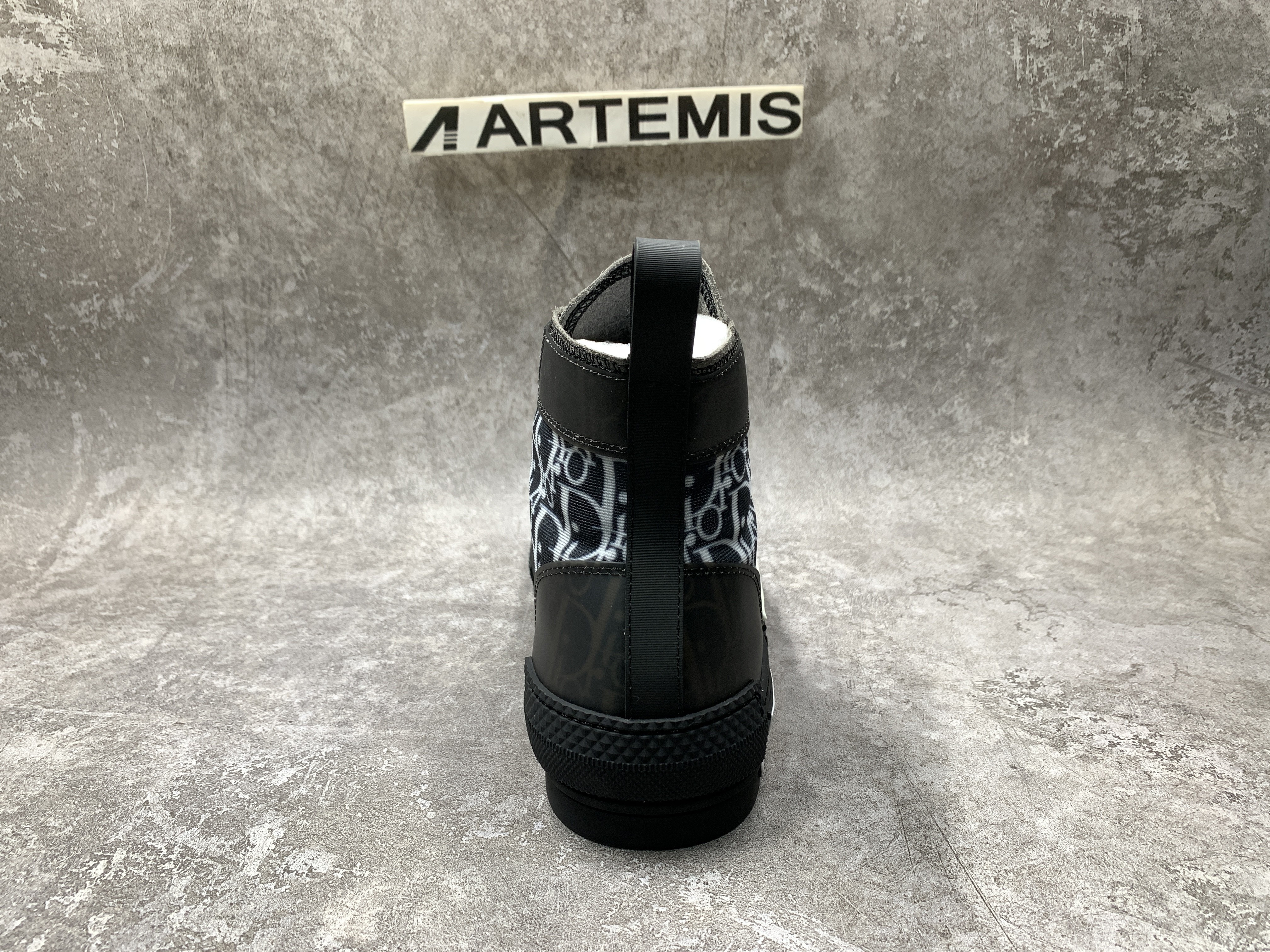 D*or b23 high blue black