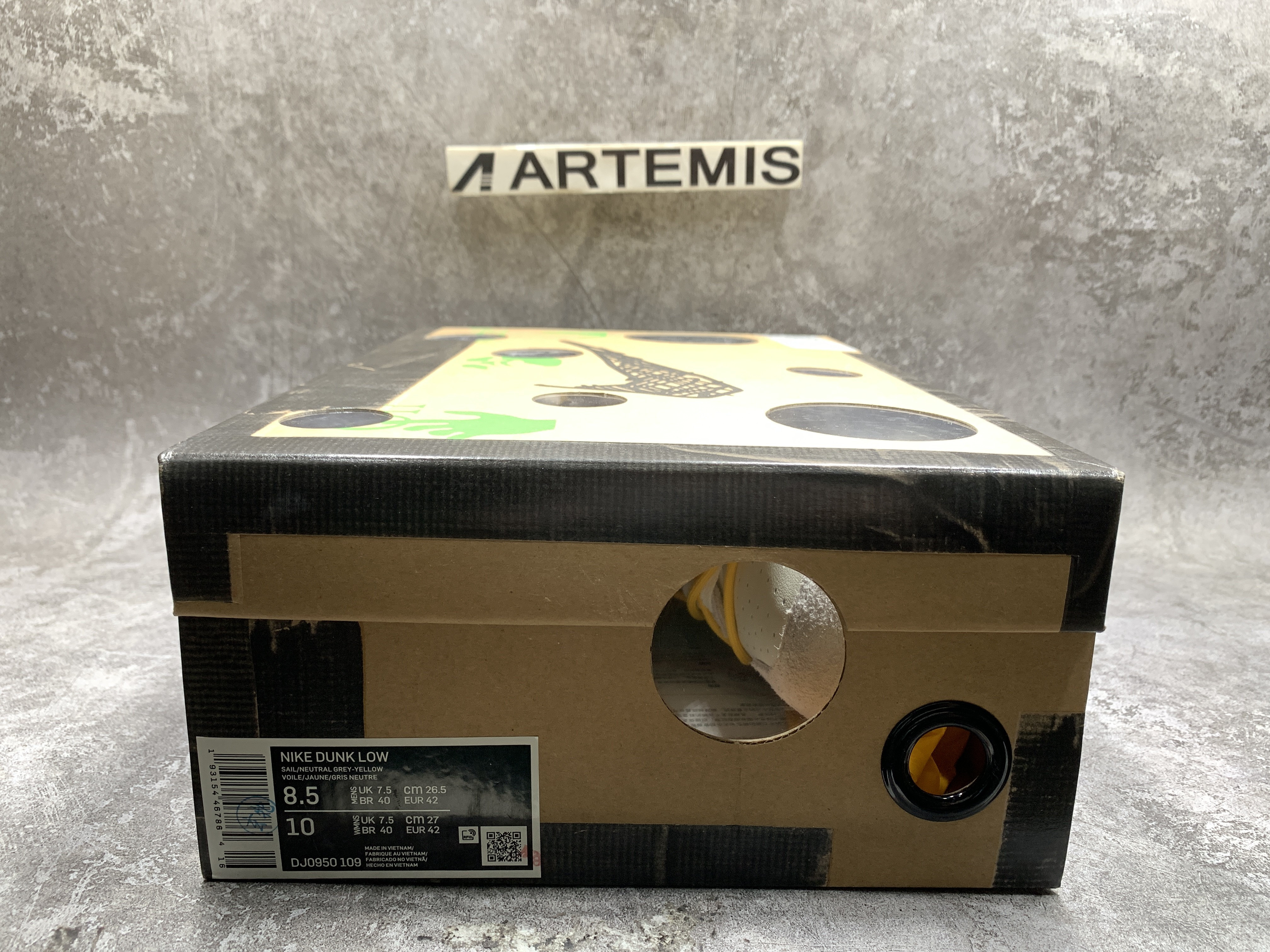 Off-White x Dunk Low Lot 39 of 50