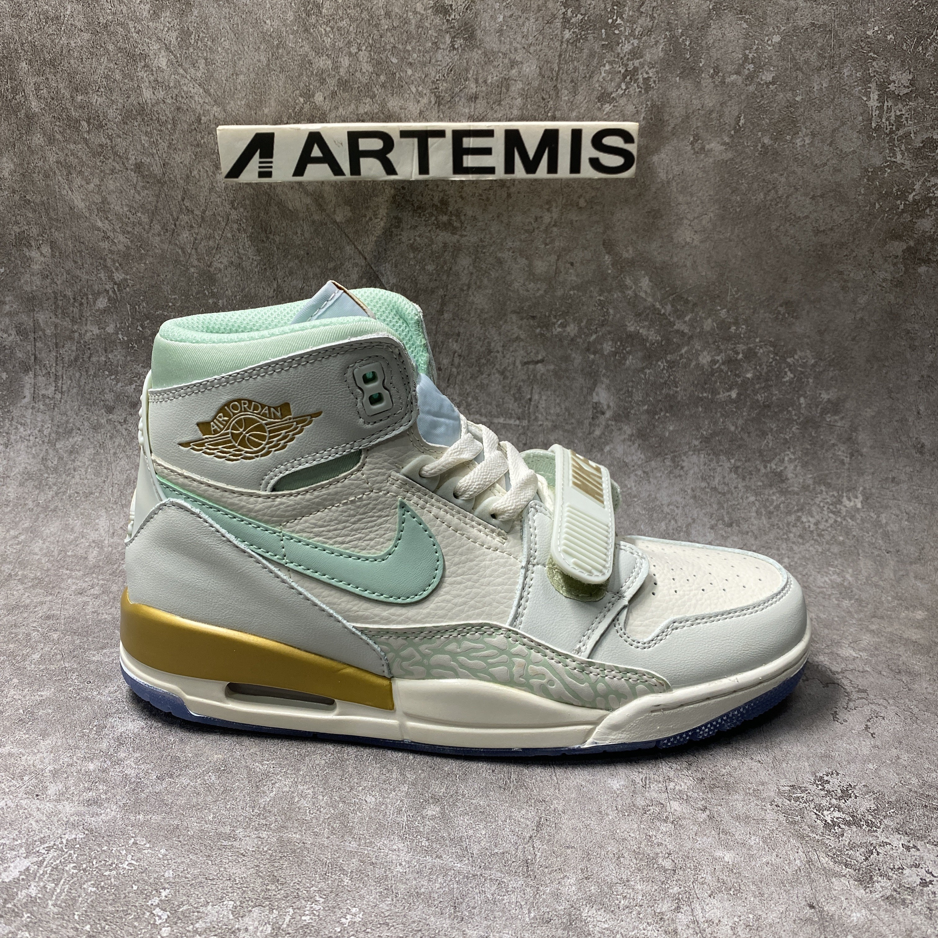 Air Jordan Legacy 312 Green White