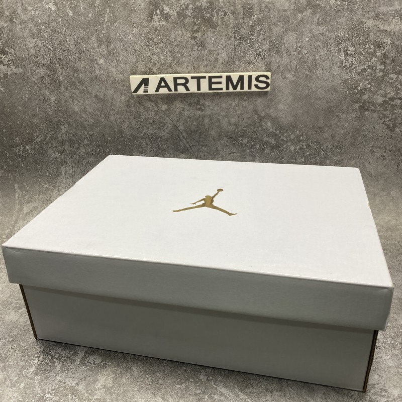 Air Jordan 1 Mid UNC (2022)