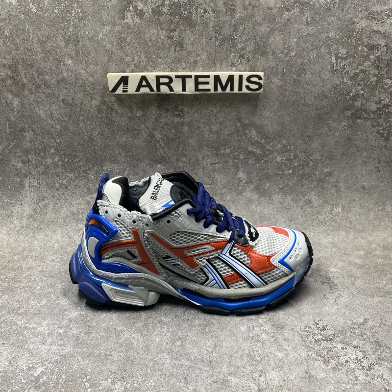 Balenciga Runner Sneakers