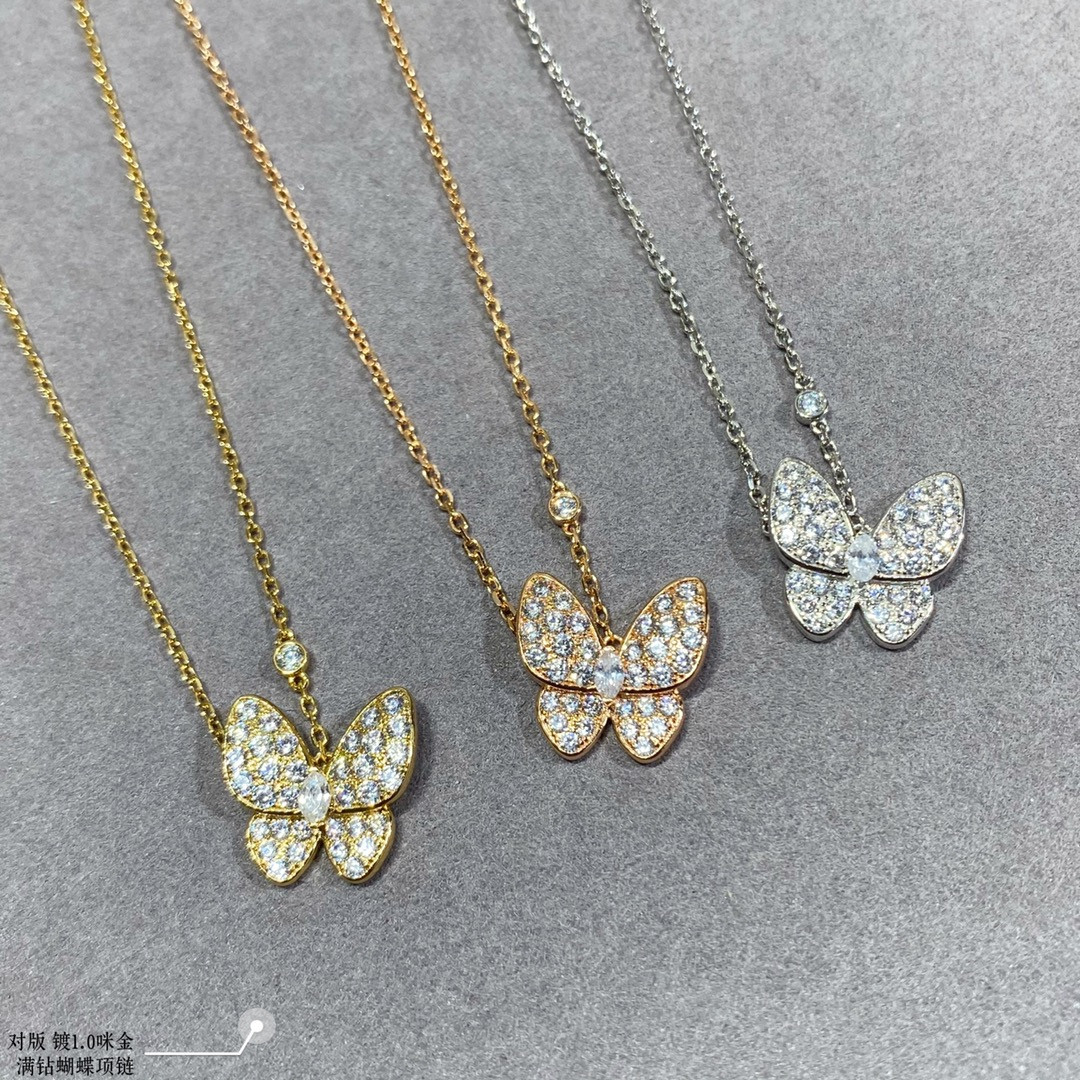 v*n cl*f & arpels high-end Di*m*nd butterfly necklace
