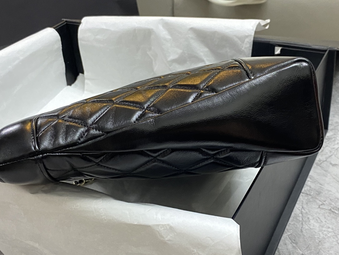 Ch*el  shopping bag shiny lambskin & gold-tone metal black 35x39x8cm