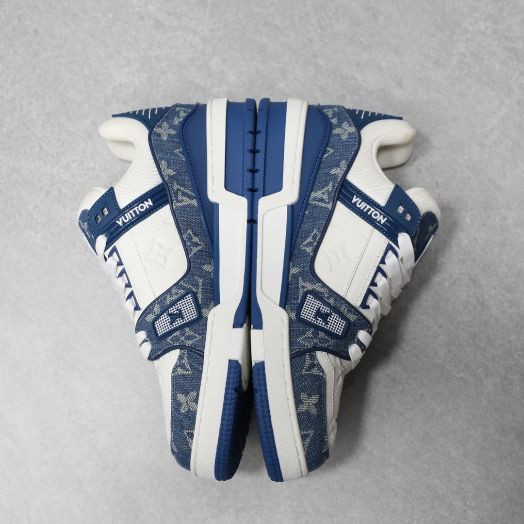 UA LV Trainer Sneaker