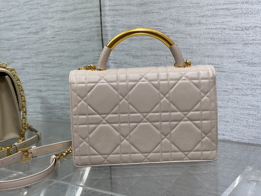 D*or medium D*or ange bag pink latte macrocannage calfskin 26 x 17 x 9 cm