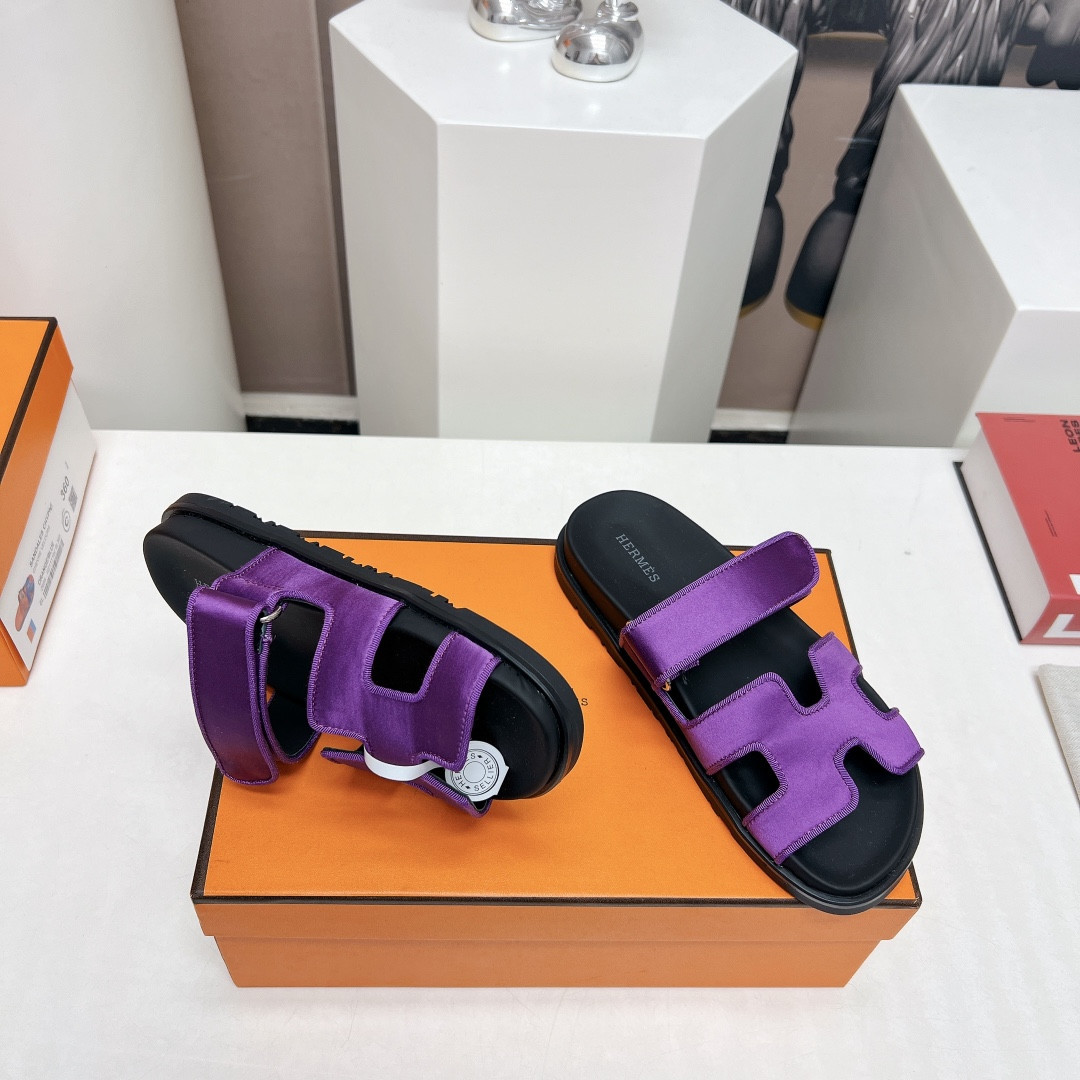 UA Hermès Chypre sandal
