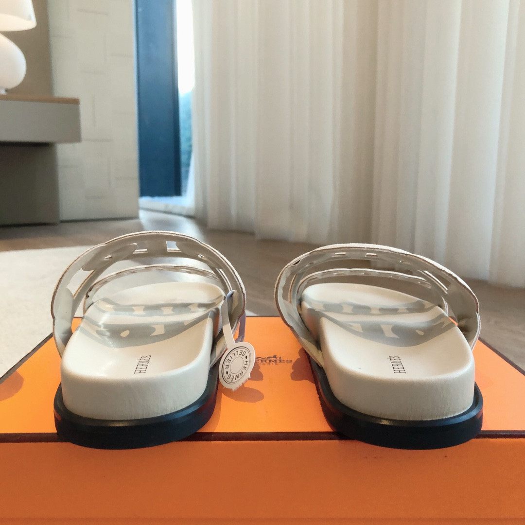 UA Hermès Extra sandal