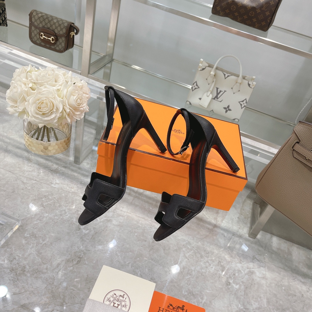 UA Hermès Heeled Sandal