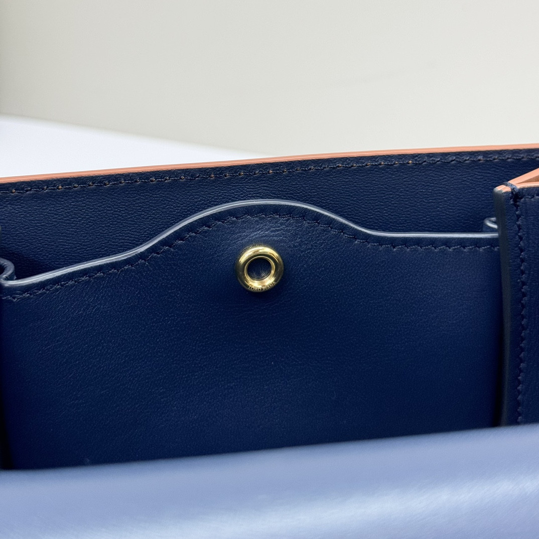 L**o p*ana mini ghiera bag 18x13x7 cm