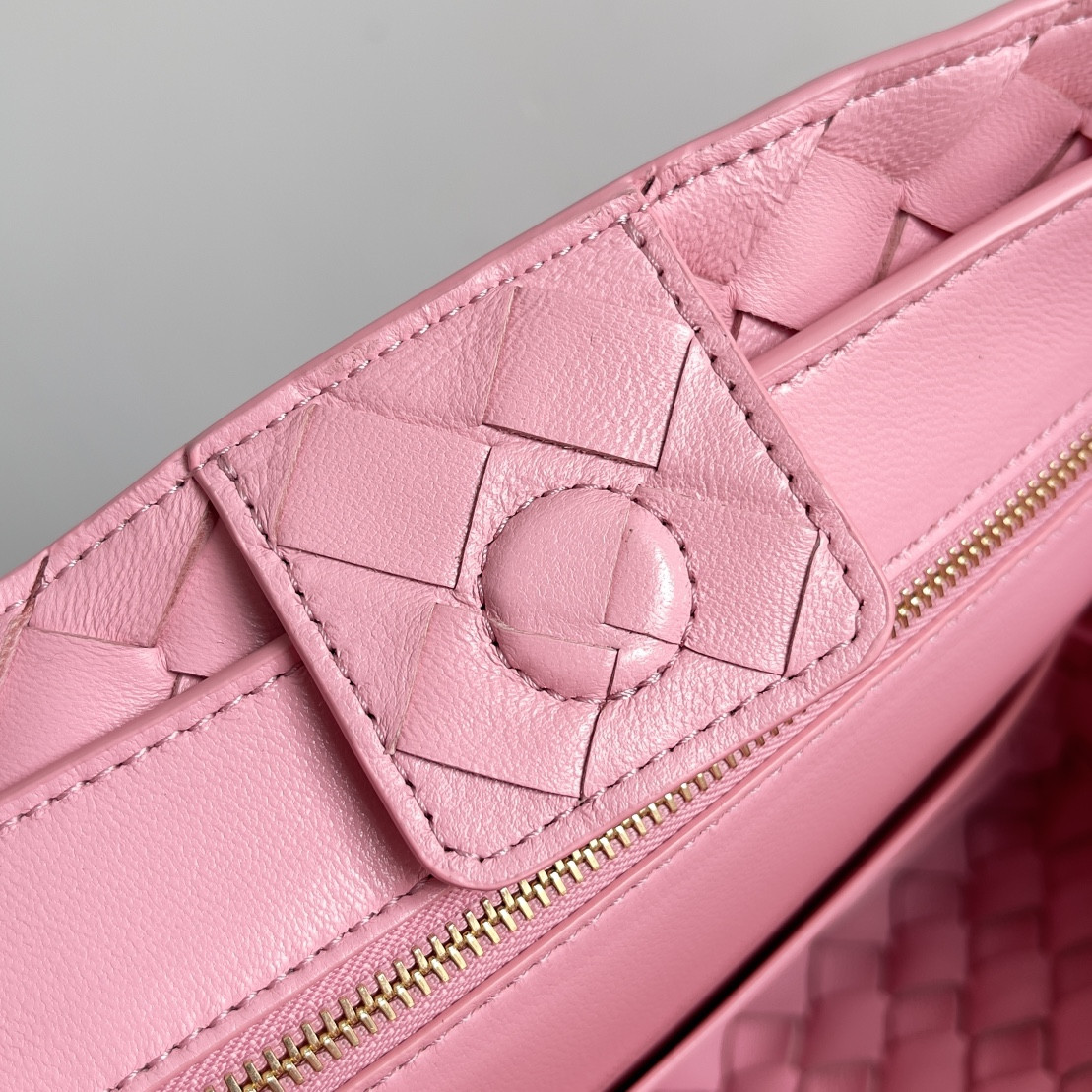 bo*te*ga Ve*ne*ta small andiamo 25x22x10.5cm