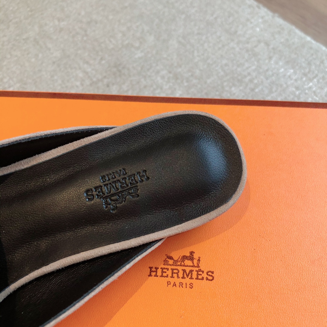 UA Hermès Oz Mule