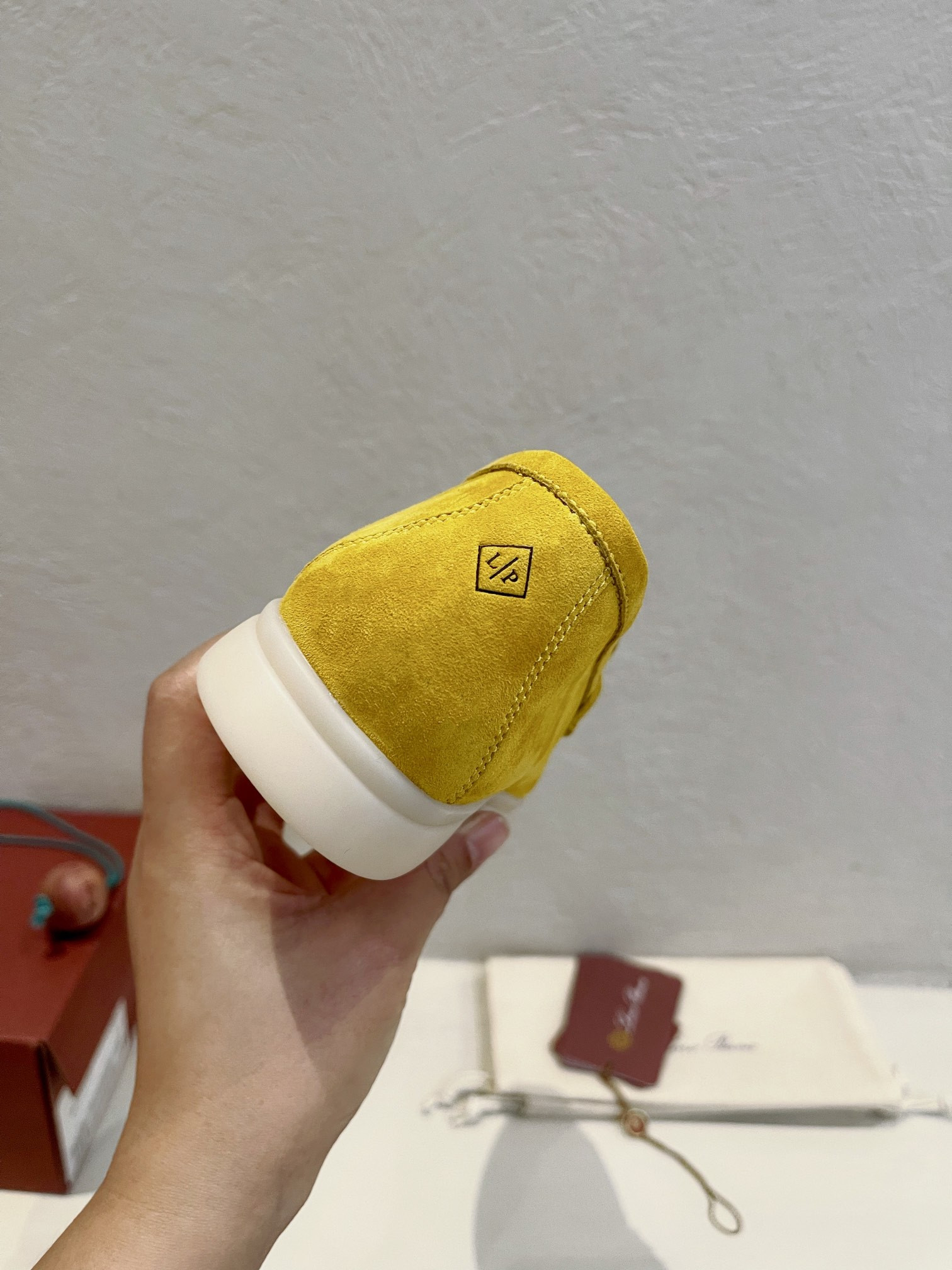 ua L**o p*ana summer charms walk loafers