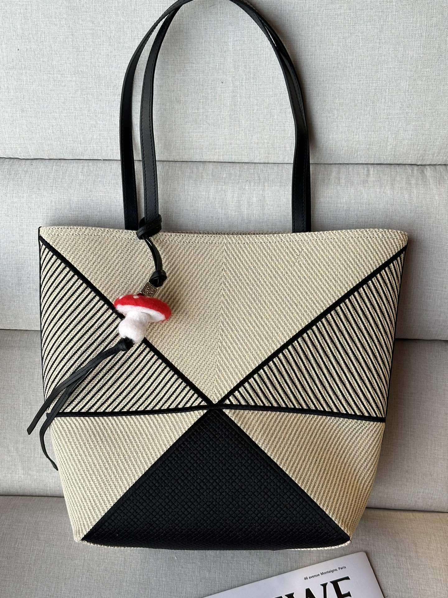 L0ew* puzzle fold tote 21x5.5x31cm