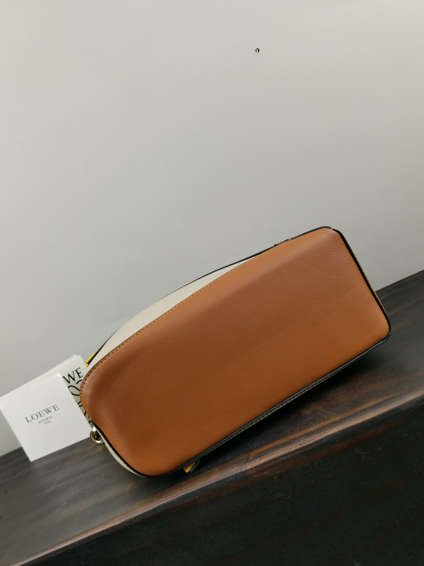 L0ew* small puzzle bag in classic calfskin 24x10.5x16.5cm