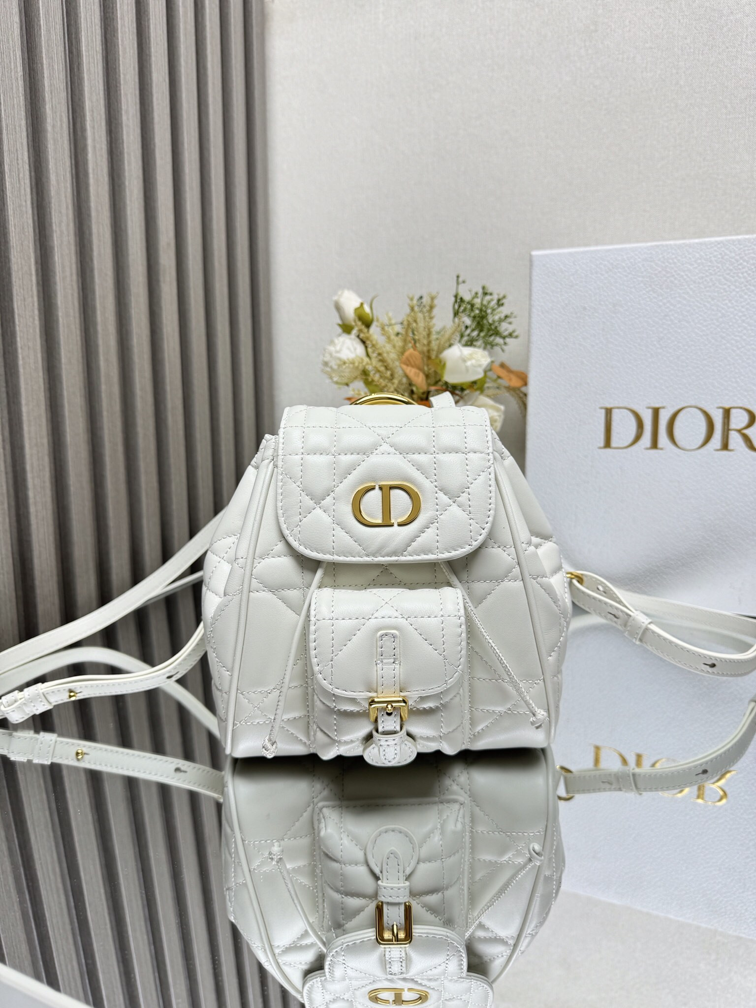 D*or caro backpack small 19.5 x 18.5 x 8.5 cm