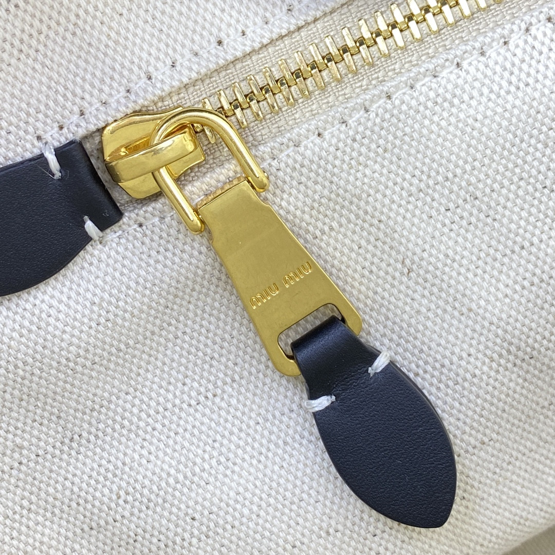 Miu Miu IVY leather bag 40x35cm