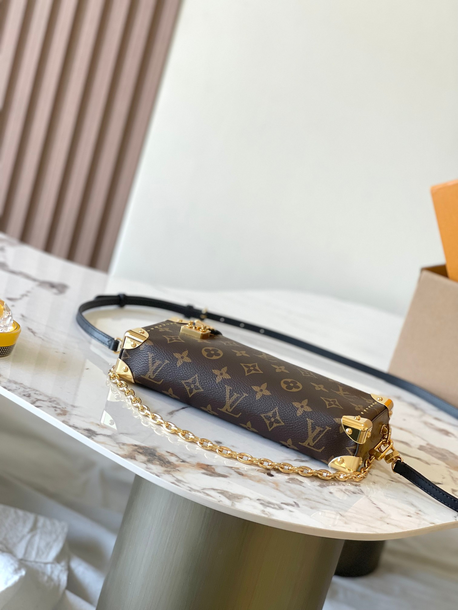 LV Slim Trunk M13147 12x4x23cm