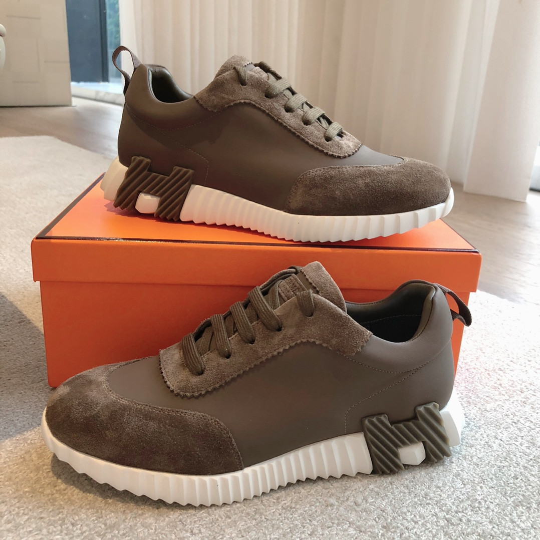 UA Hermès Bouncing Sneaker