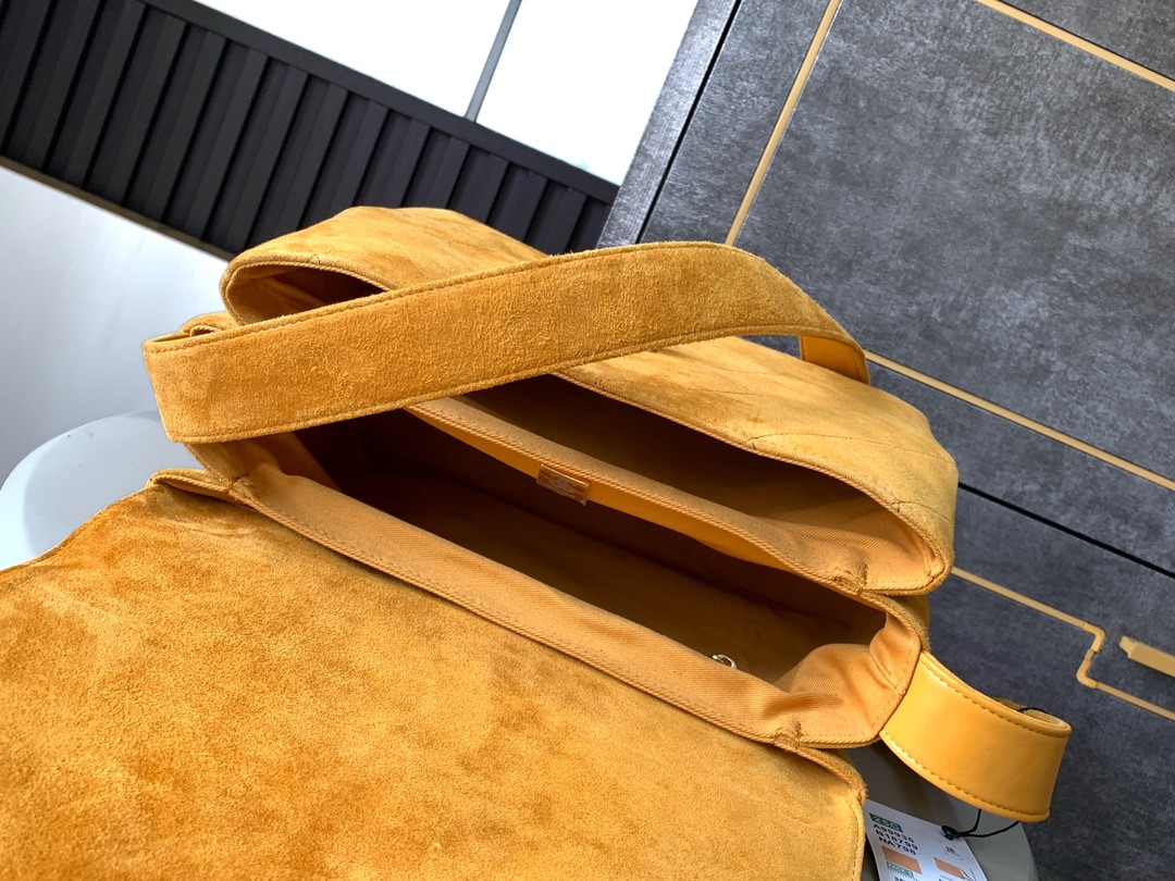 Ch*el vintage bag 28x12.5x24cm