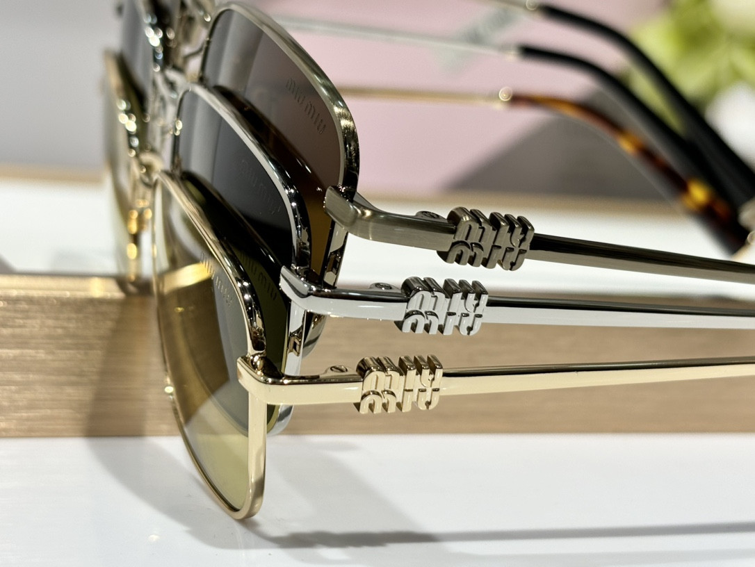 Miu Miu SMU53S 52-21-140