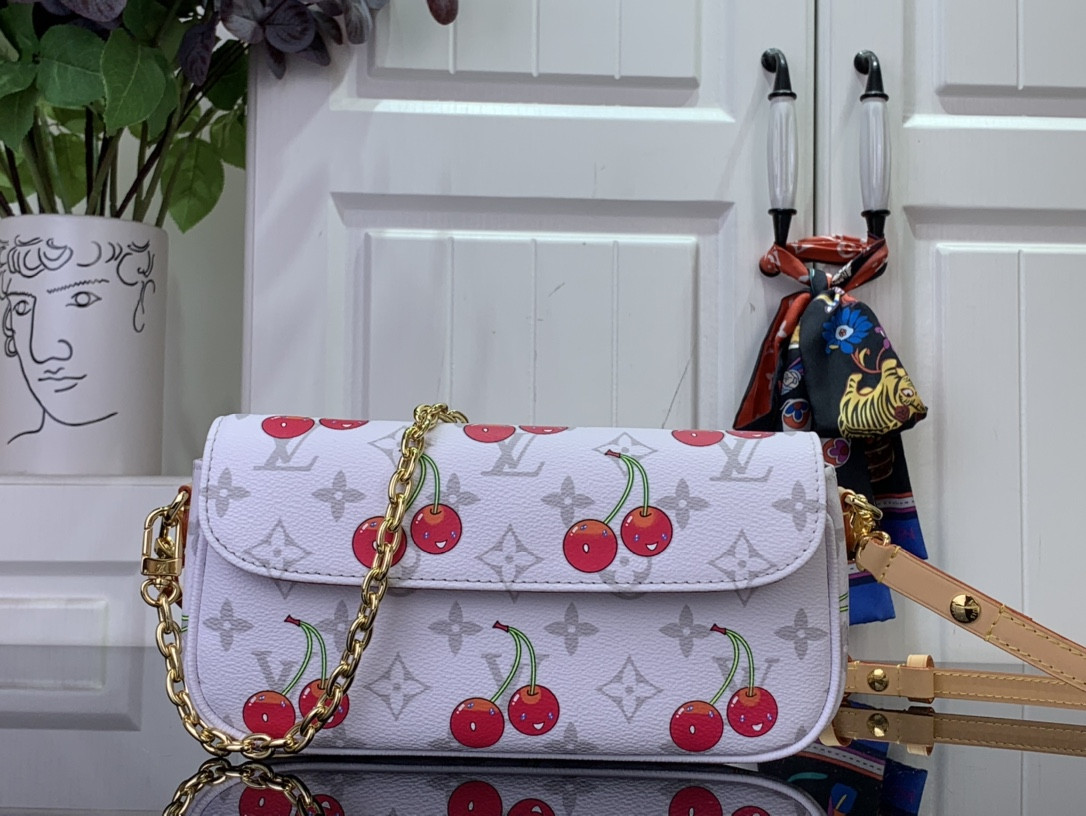 LV x TM Wallet On Chain Ivy M14239 23.5x12x4.3cm